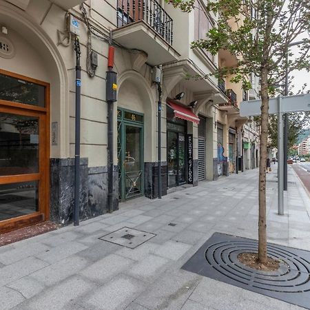 Apartamento La Alameda De Indautxu Bilbao Luaran gambar