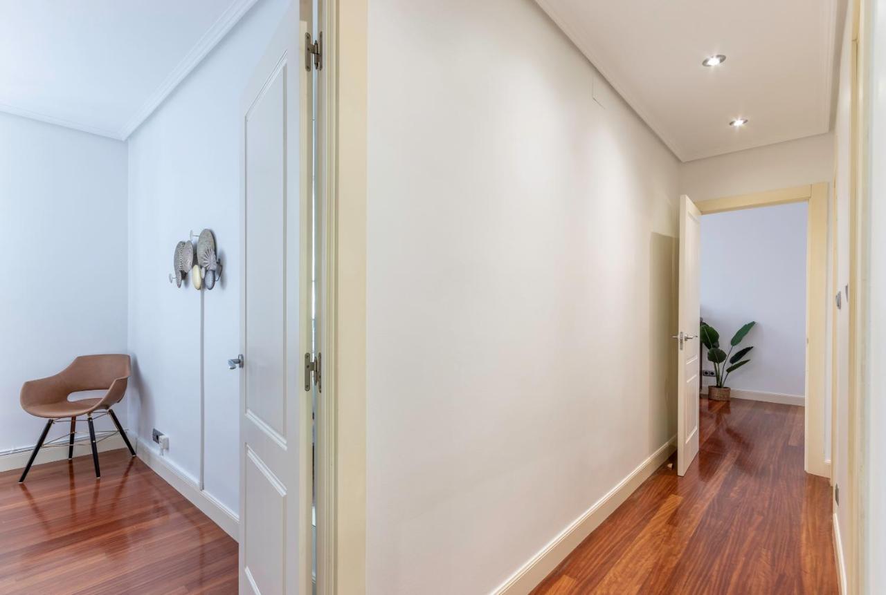 Apartamento La Alameda De Indautxu Bilbao Luaran gambar