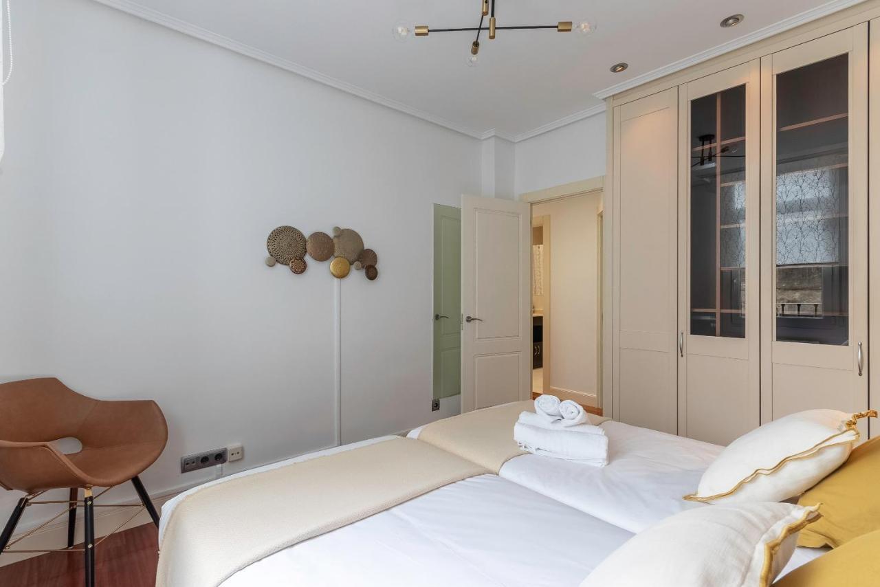 Apartamento La Alameda De Indautxu Bilbao Luaran gambar