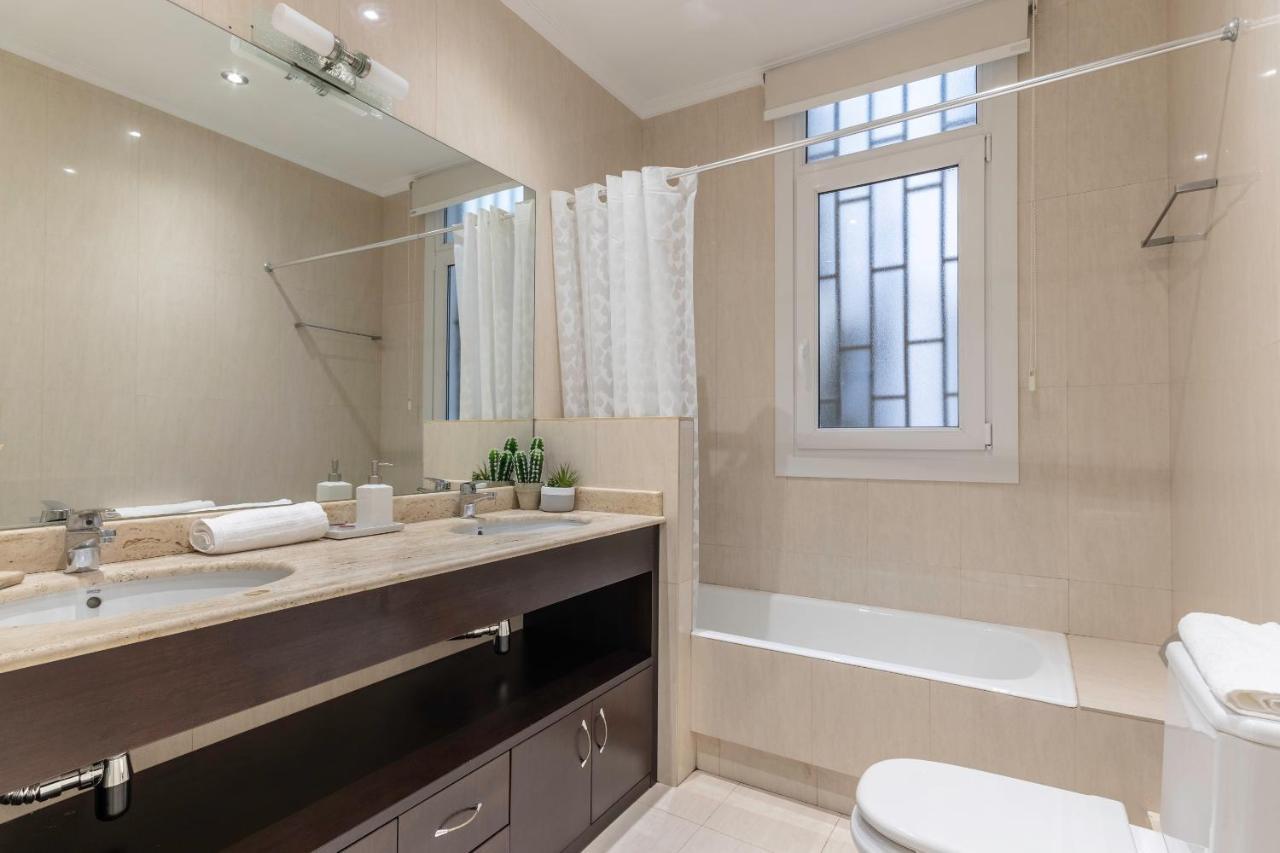 Apartamento La Alameda De Indautxu Bilbao Luaran gambar